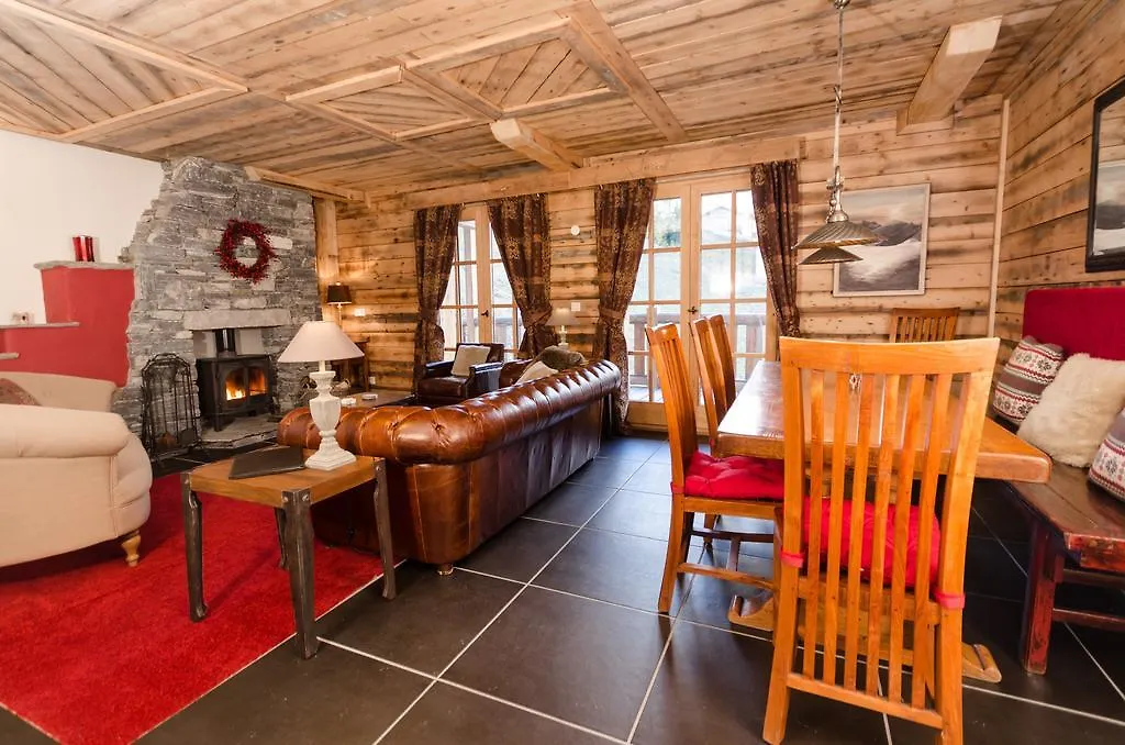Black Diamond Sainte Foy Chalets 생트 푸아 타랑테즈