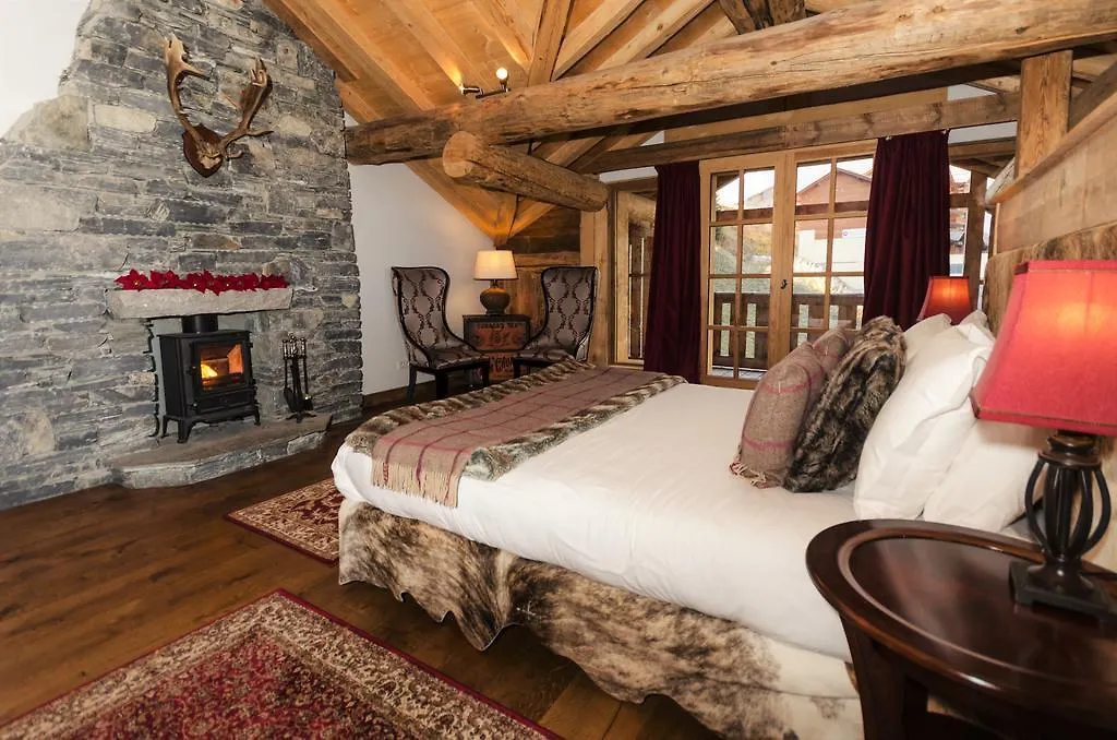 Black Diamond Sainte Foy Chalets